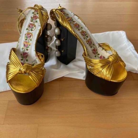 Gucci 👠 - Picture 9 of 9